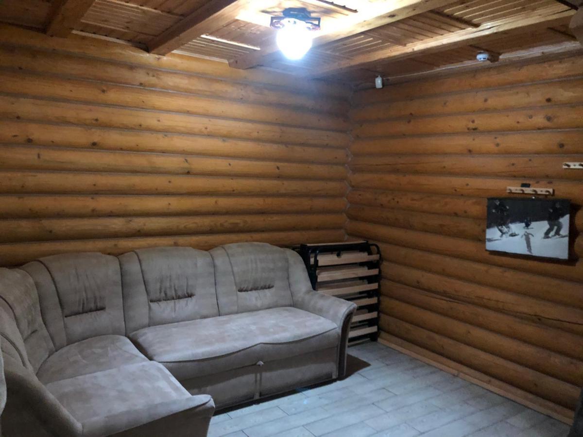 Коттедж Luky Myhove Extérieur photo