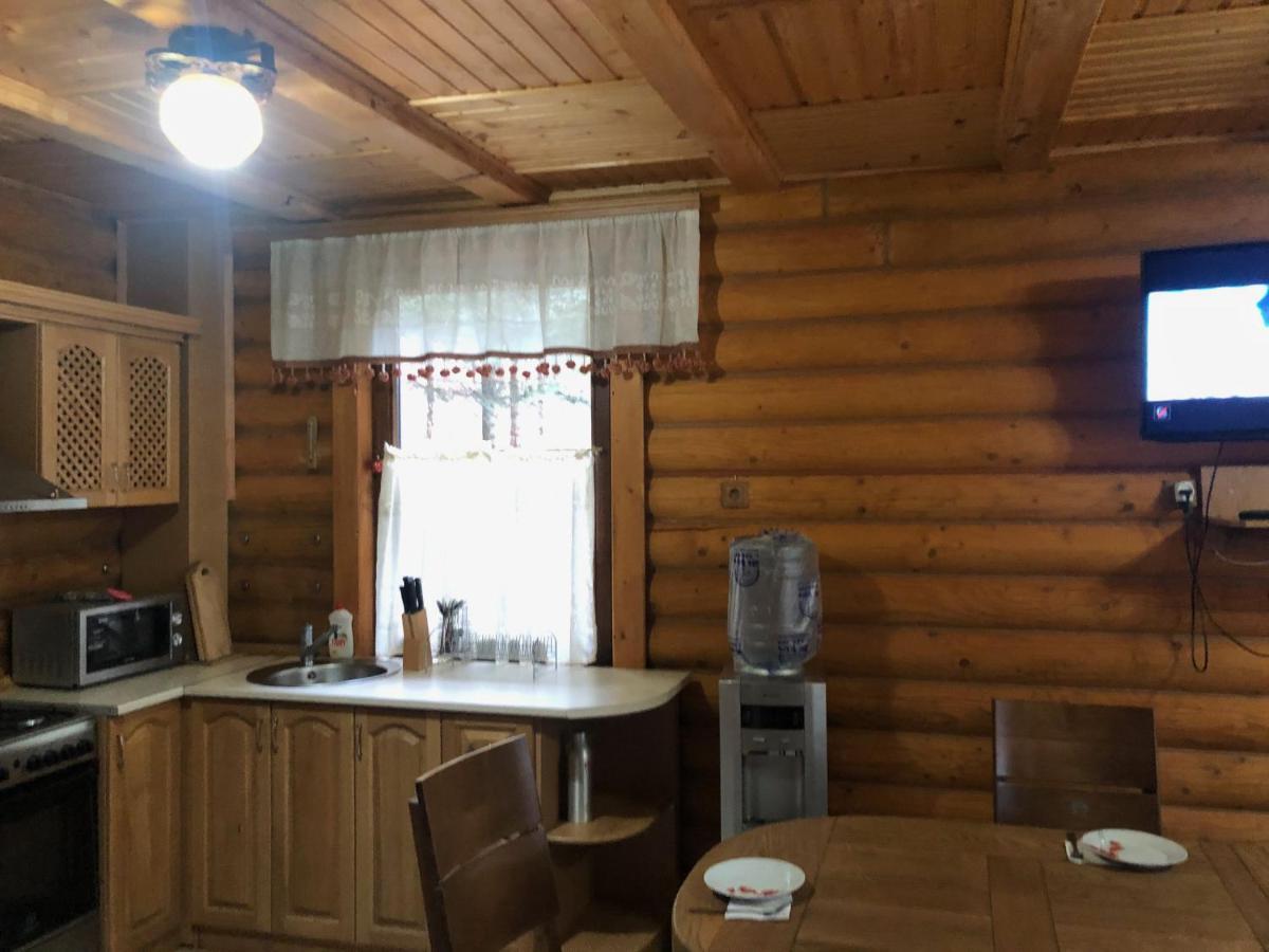 Коттедж Luky Myhove Extérieur photo